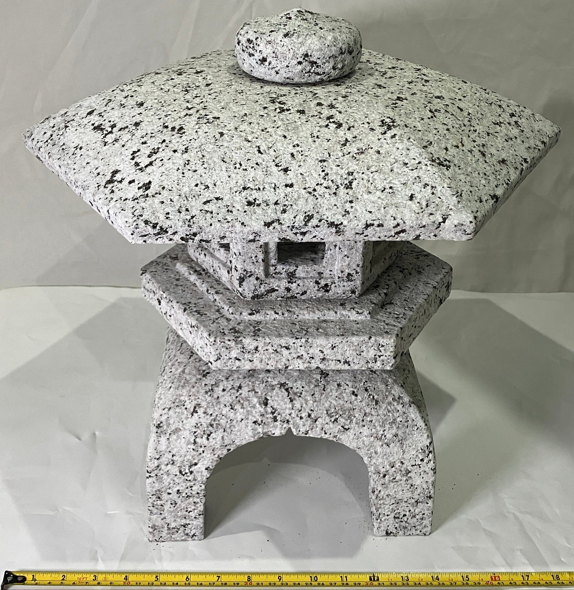 Yukimi Stone Lantern