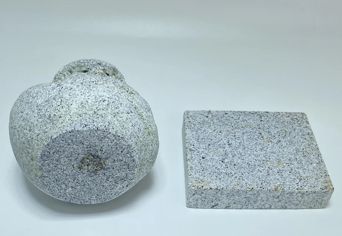 Hand-Carved Japanese Granite Daruma Statue | Hanazawa Kome Stone