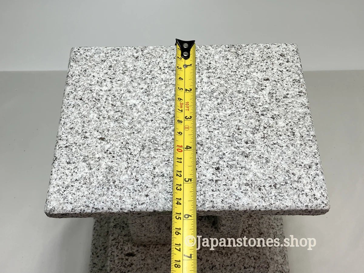 Stone Lantern Kanshuji — photo 21 of 35