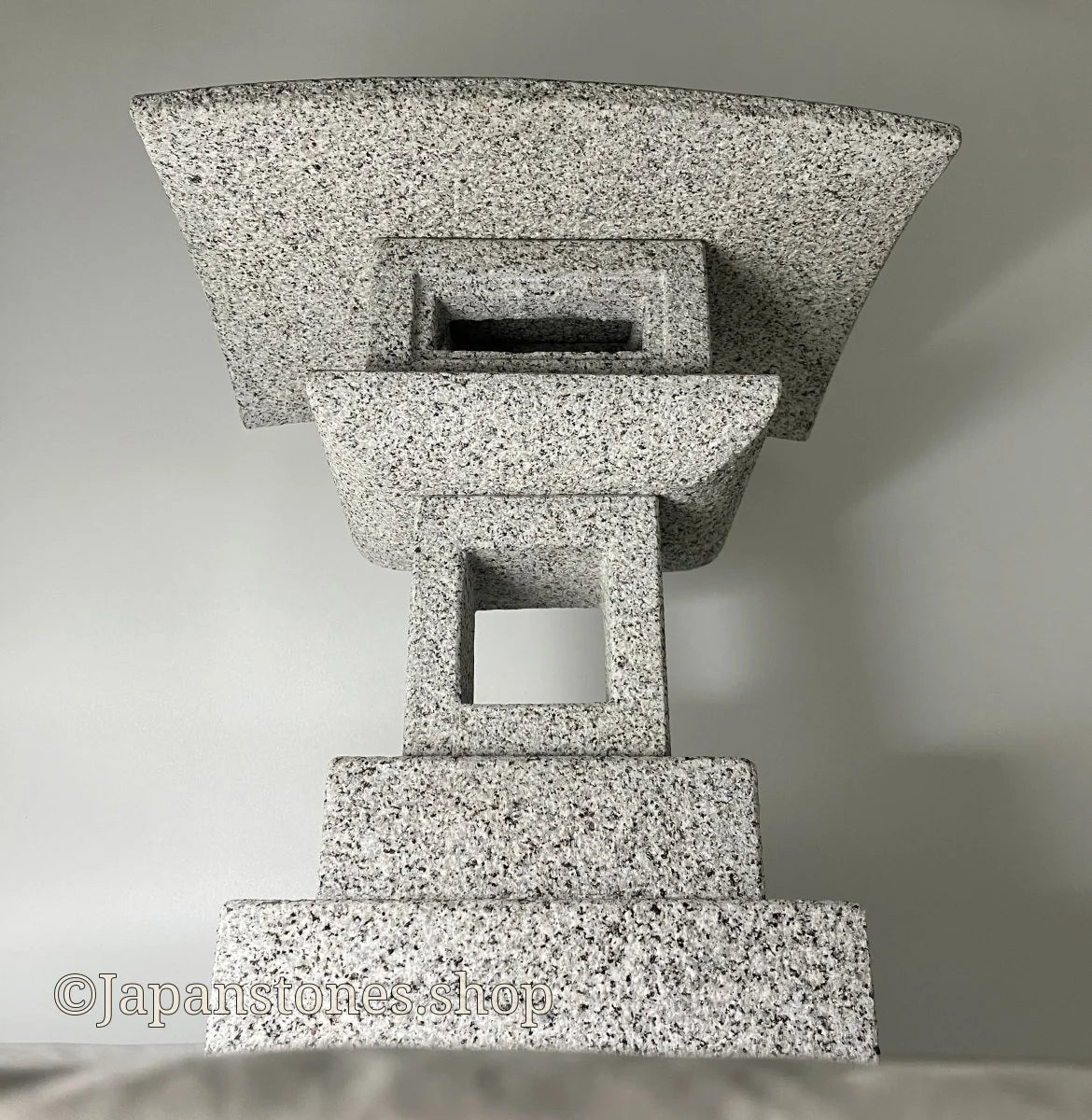 Stone Lantern Kanshuji — photo 2 of 35