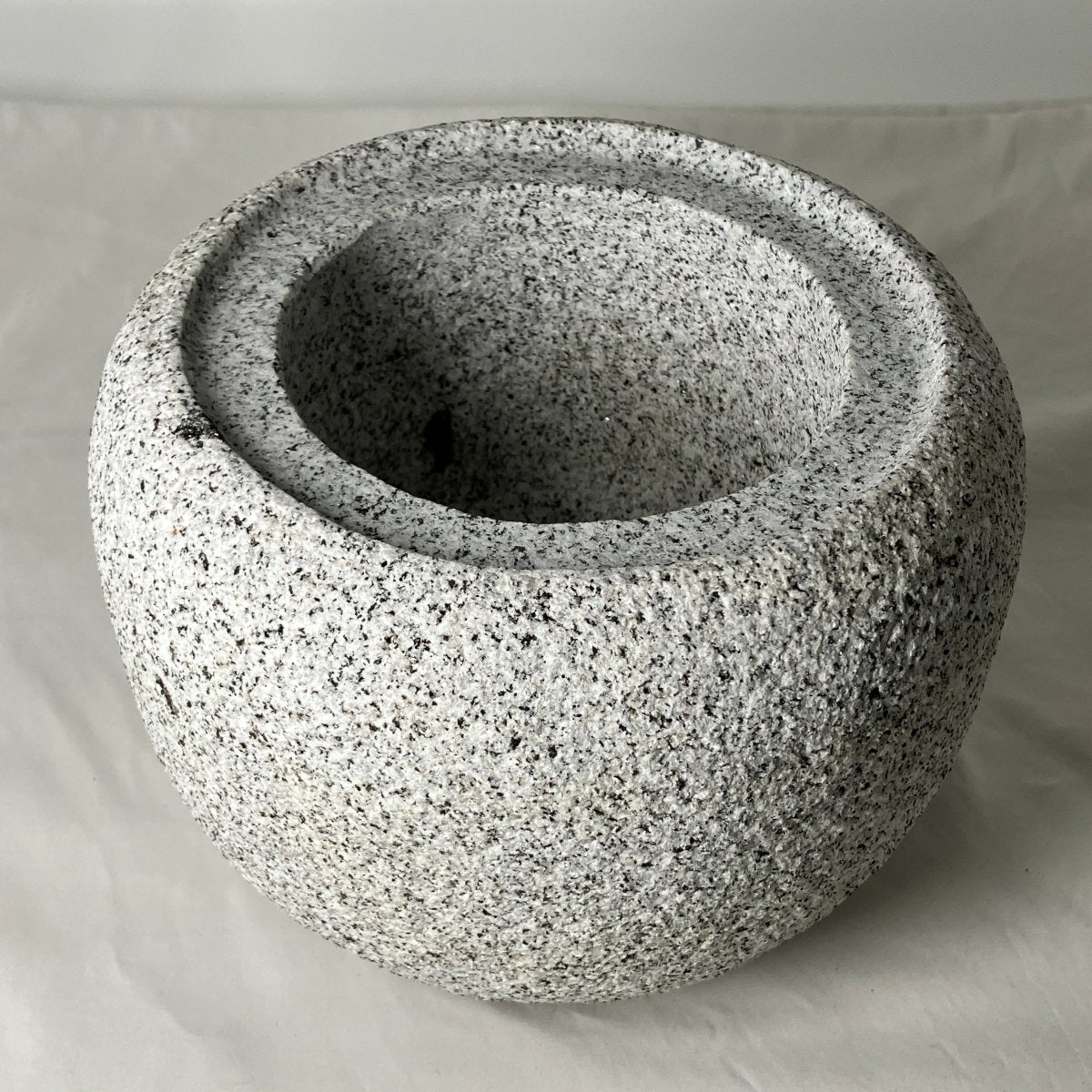 Tetsubin Style Small Granite Stone Water Bowl Chozubachi Japanese Garden