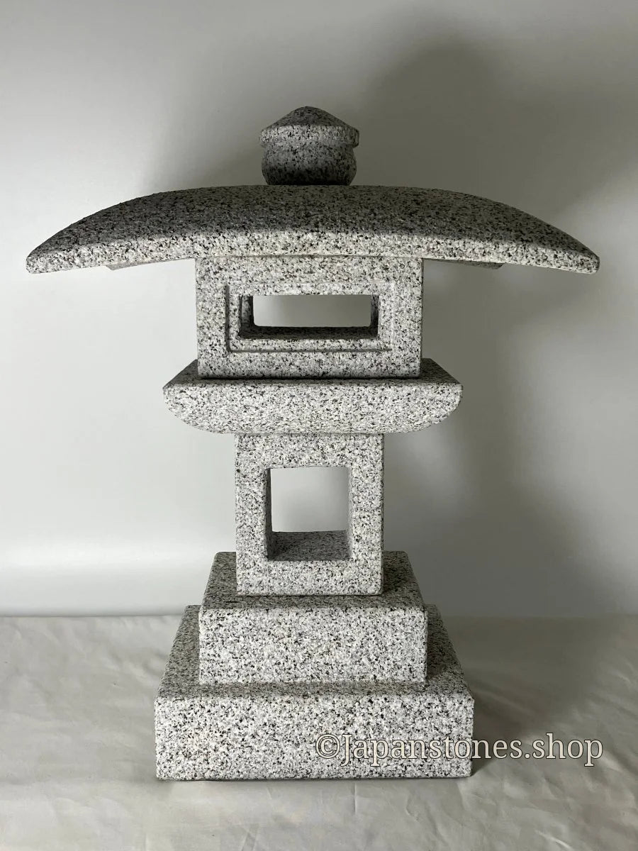 Stone Lantern Kanshuji — photo 25 of 35
