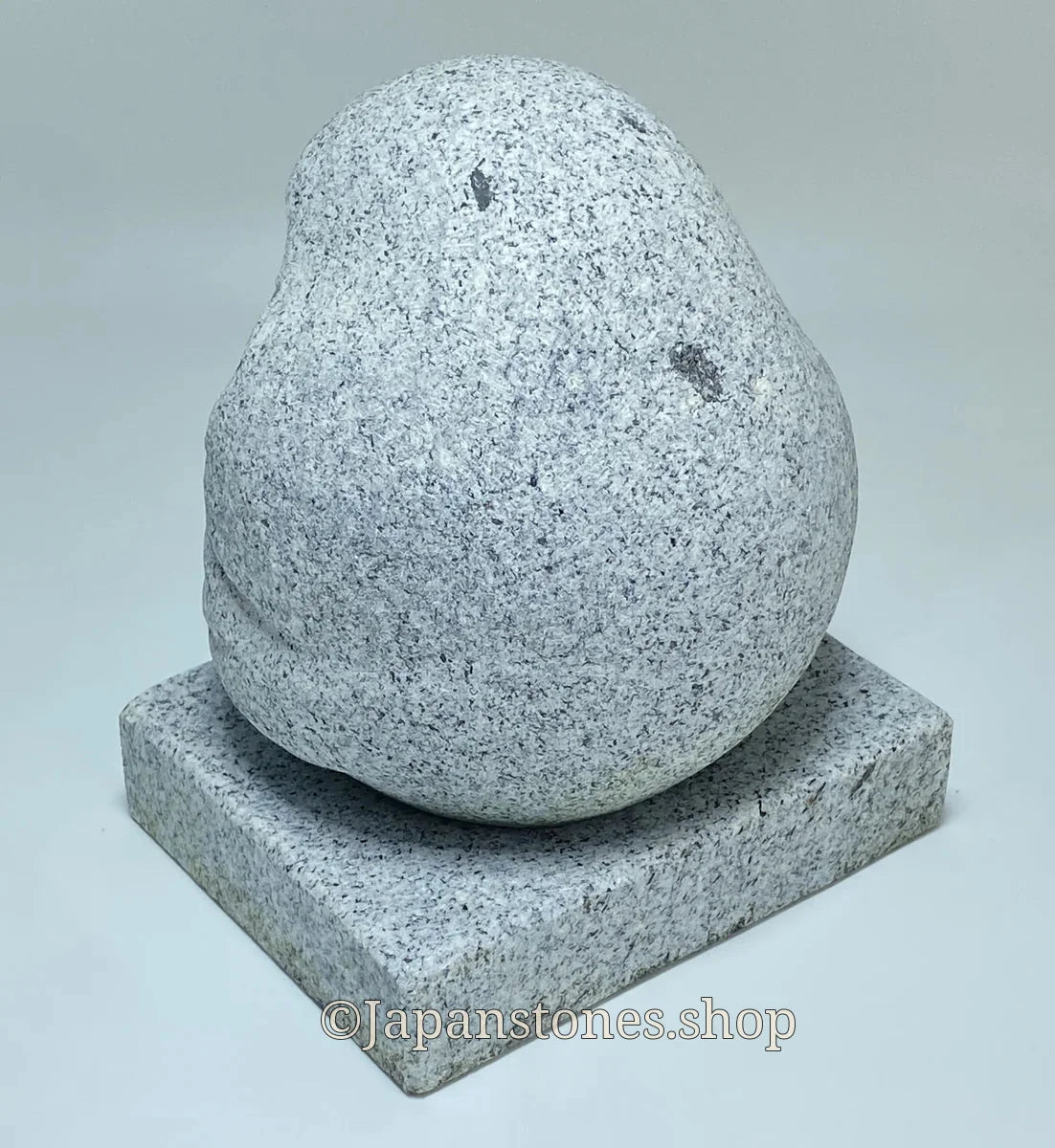 Hand-Carved Japanese Granite Daruma Statue | Hanazawa Kome Stone — product photo 20 of 24