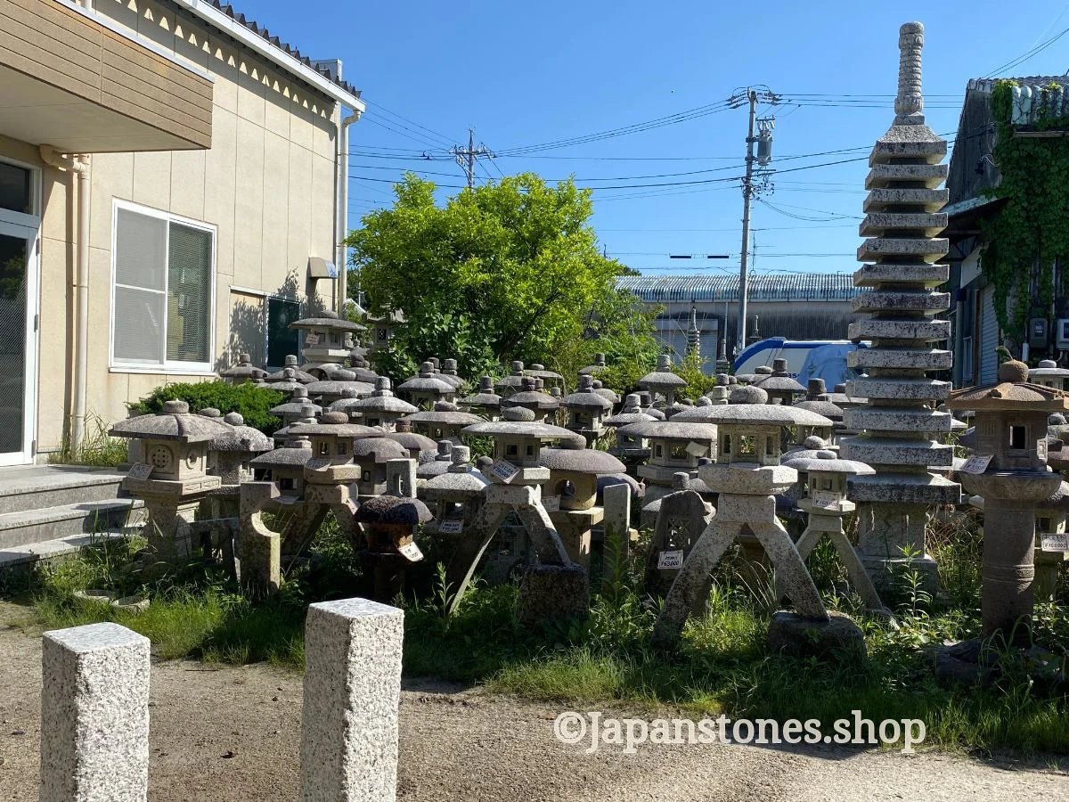 Zen Granite Gray Oribe Stone Lantern Tourou Japan Garden Statue 23.5 inch — product photo 34 of 35