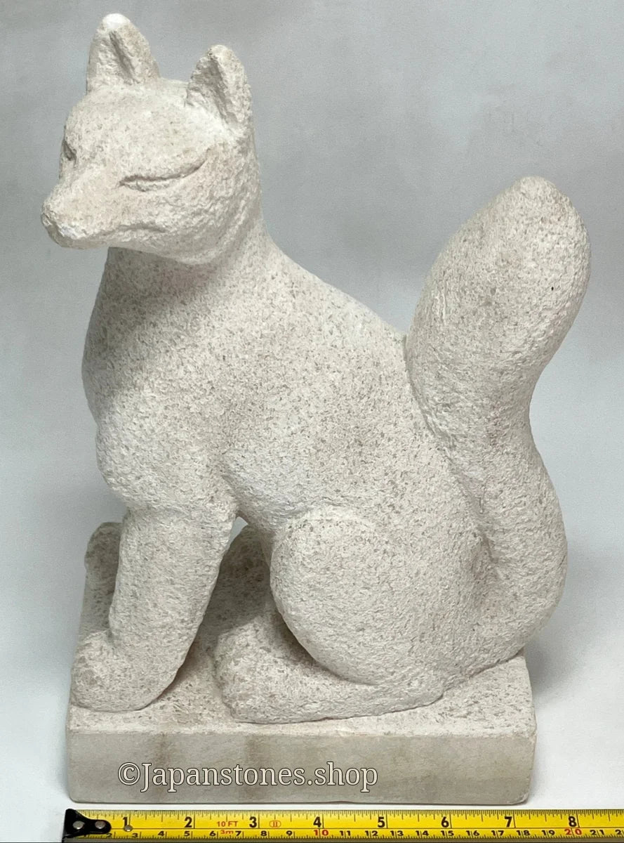 White fox Inari statue, Japanese kitsune guardian, Italian marble, front view — photo 4 of 25