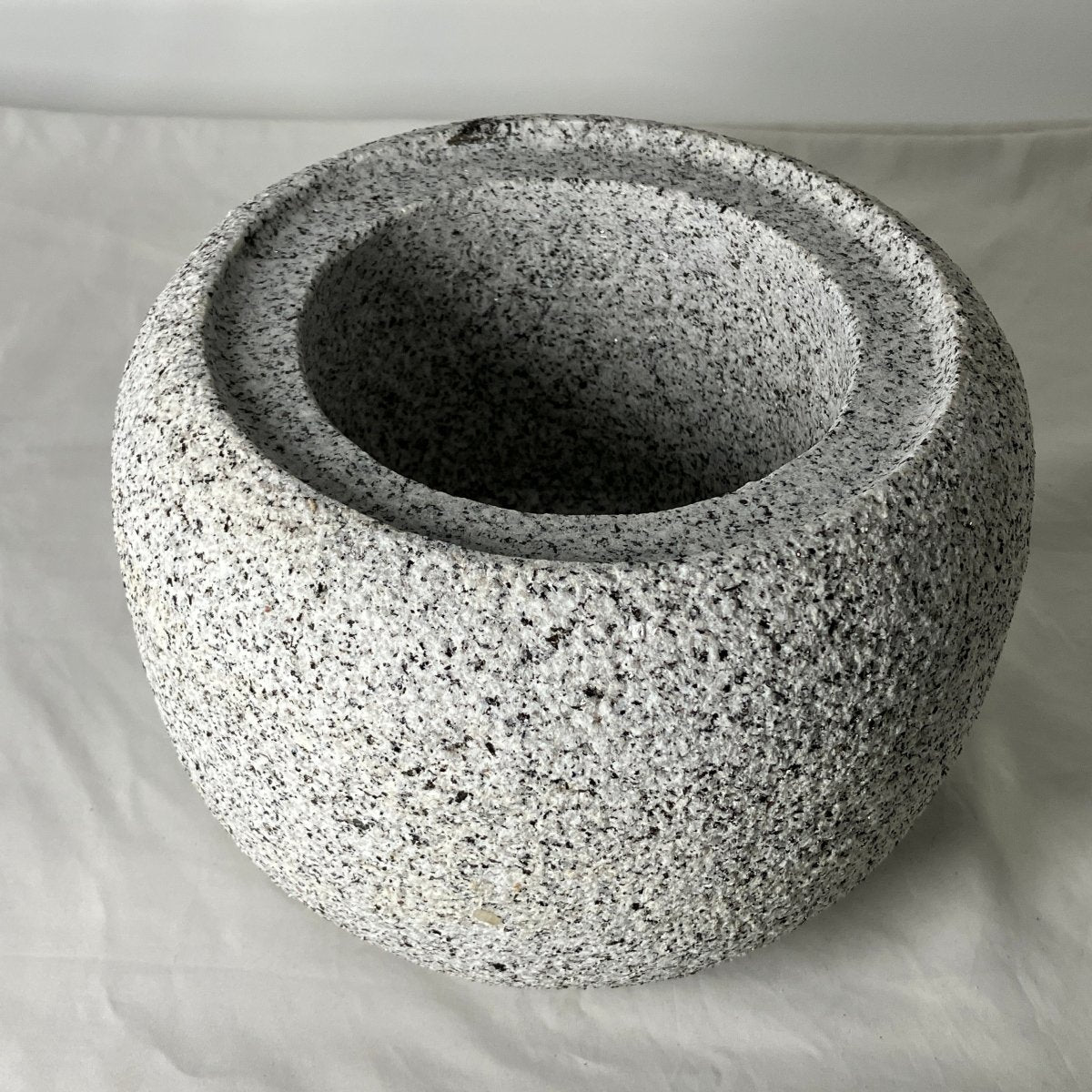 Tetsubin Style Small Granite Stone Water Bowl Chozubachi Japanese Garden