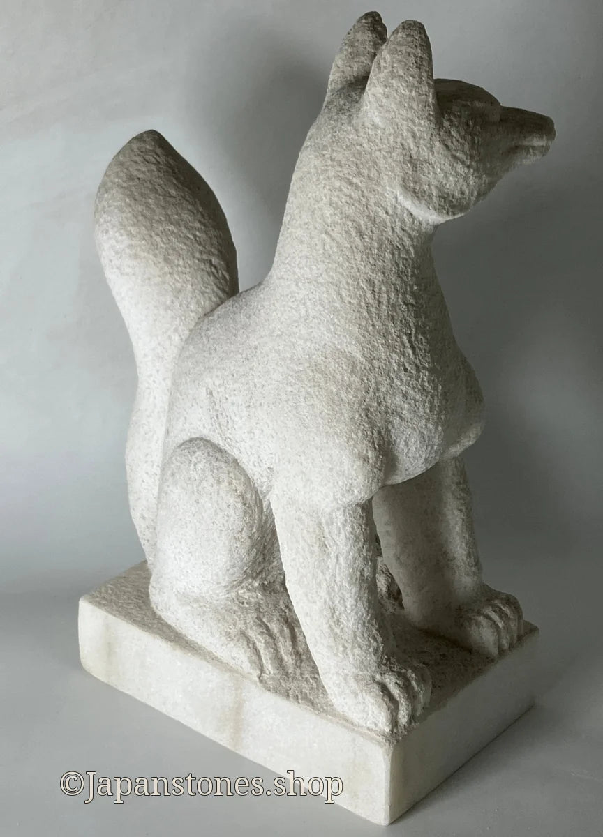 White fox Inari statue, Japanese kitsune guardian, Italian marble, front view — photo 15 of 25