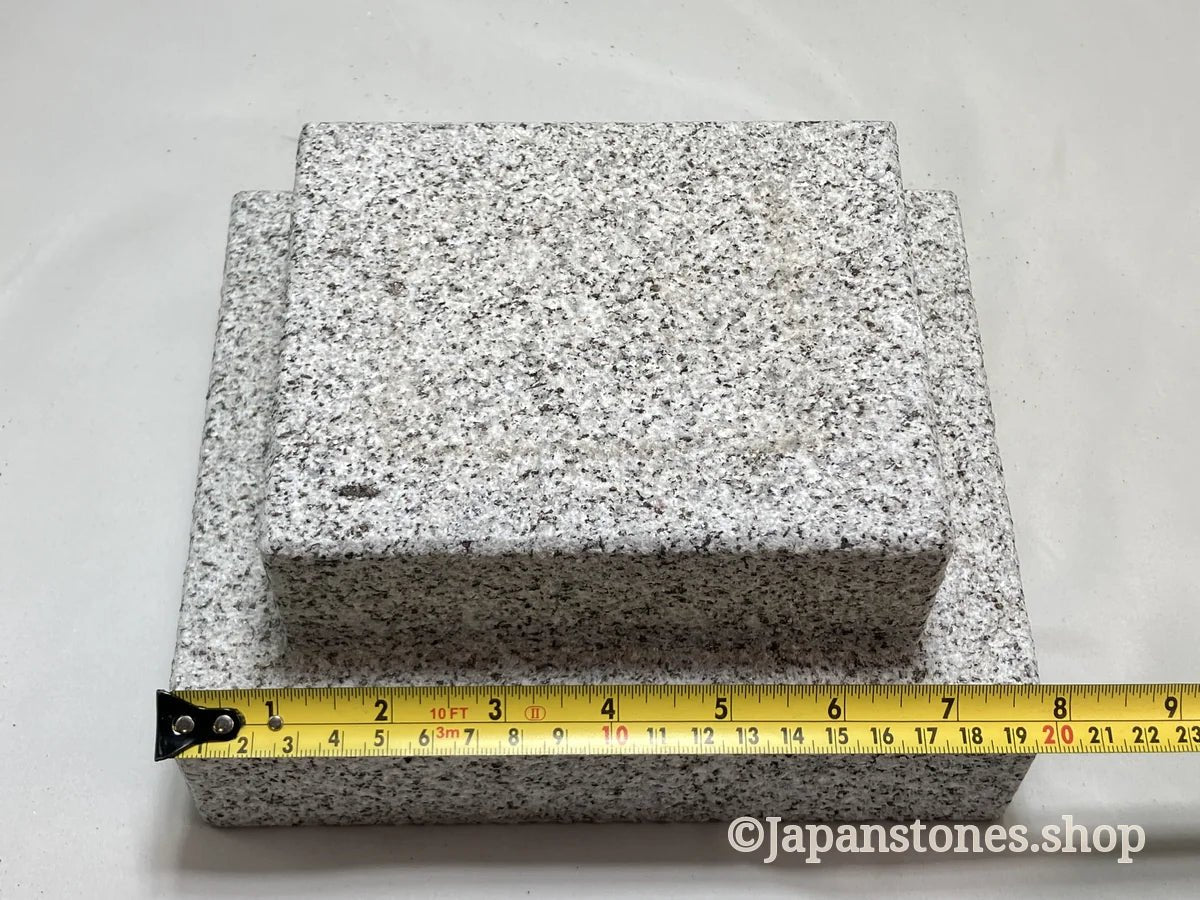 Stone Lantern Kanshuji — photo 23 of 35