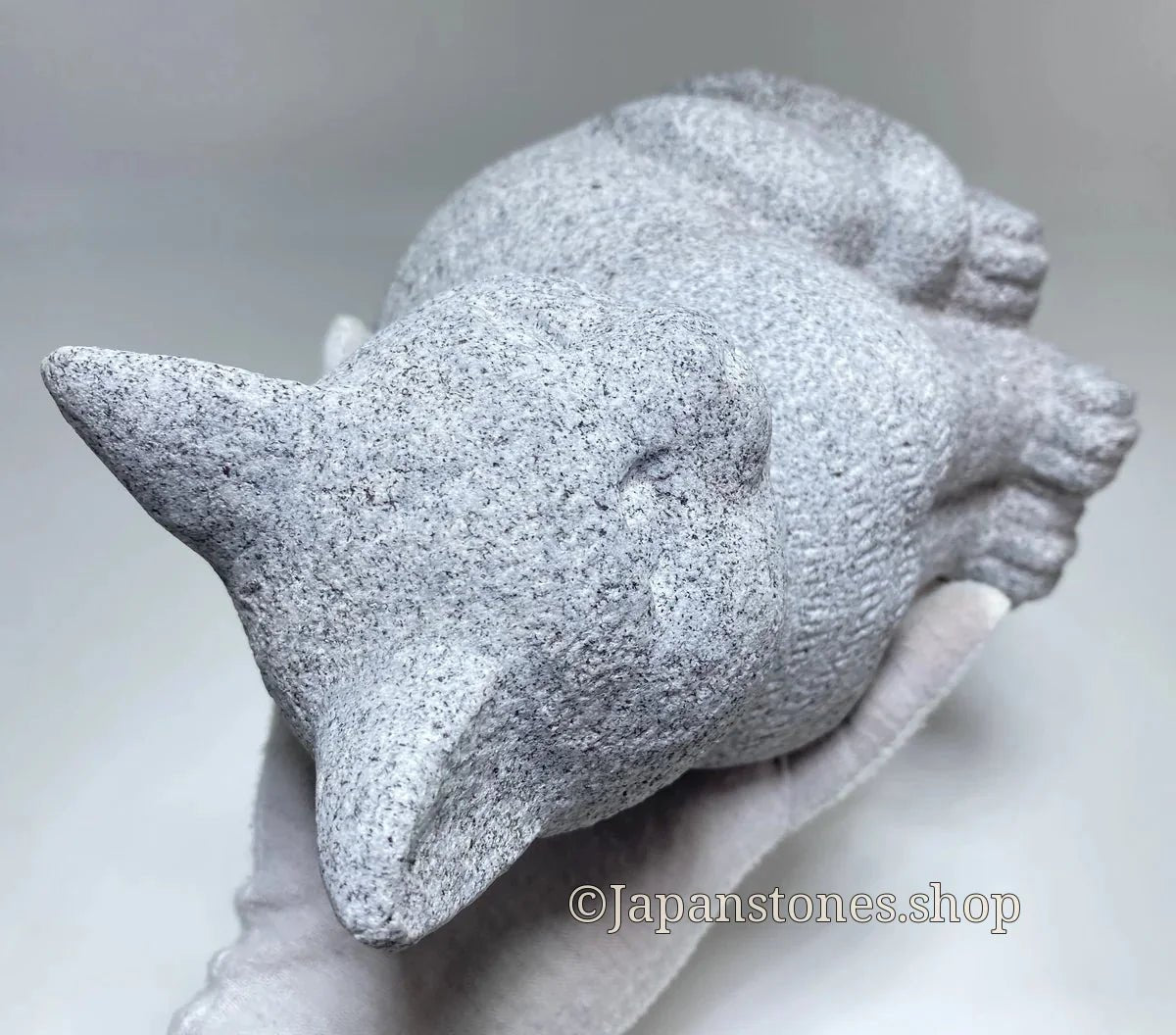 Hand-Carved Japanese Granite Sitting Cat Statue | Hanazawa Kome Stone — product photo 10 of 23