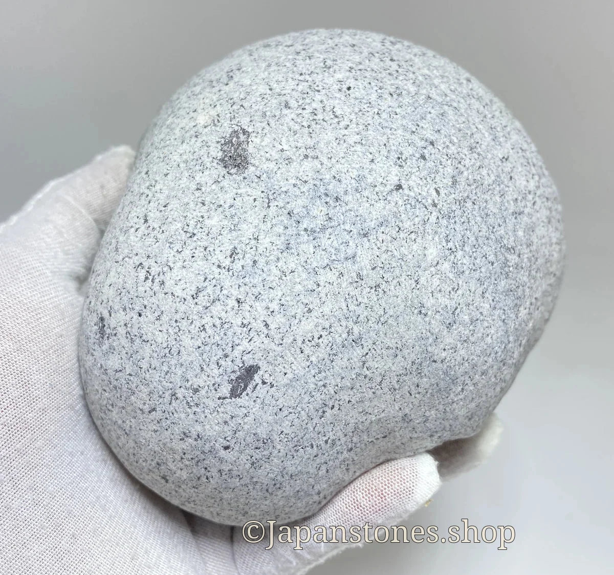 Hand-Carved Japanese Granite Daruma Statue | Hanazawa Kome Stone — product photo 13 of 24