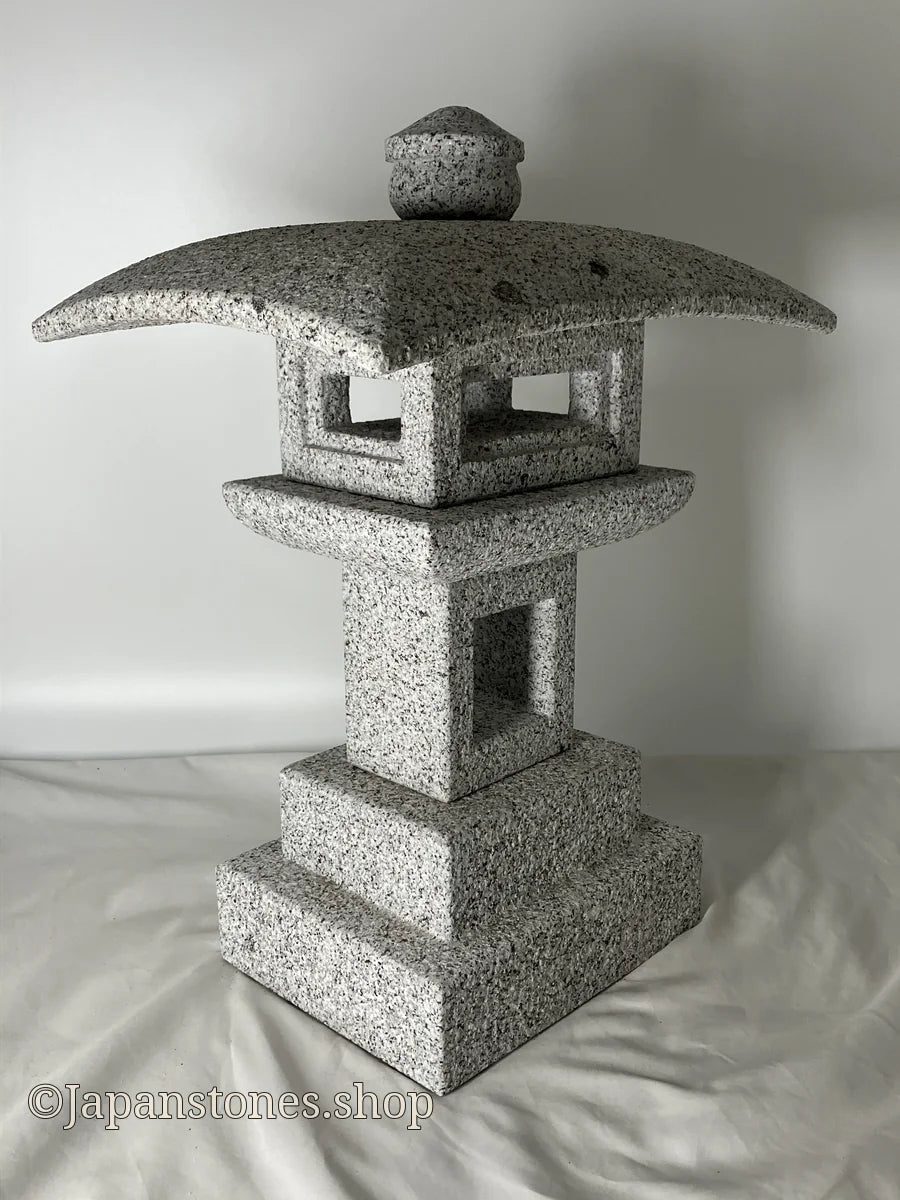 Stone Lantern Kanshuji — photo 29 of 35
