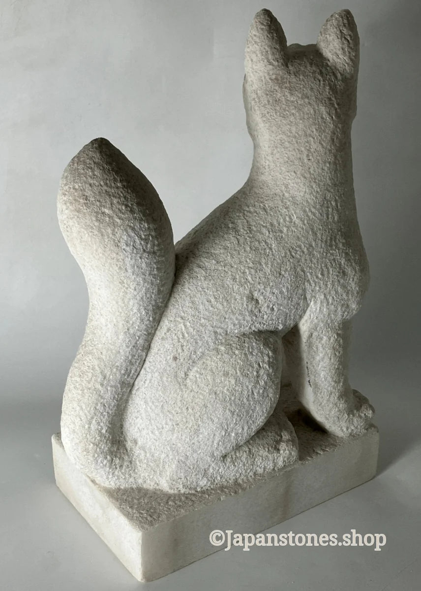 White fox Inari statue, Japanese kitsune guardian, Italian marble, front view — photo 16 of 25