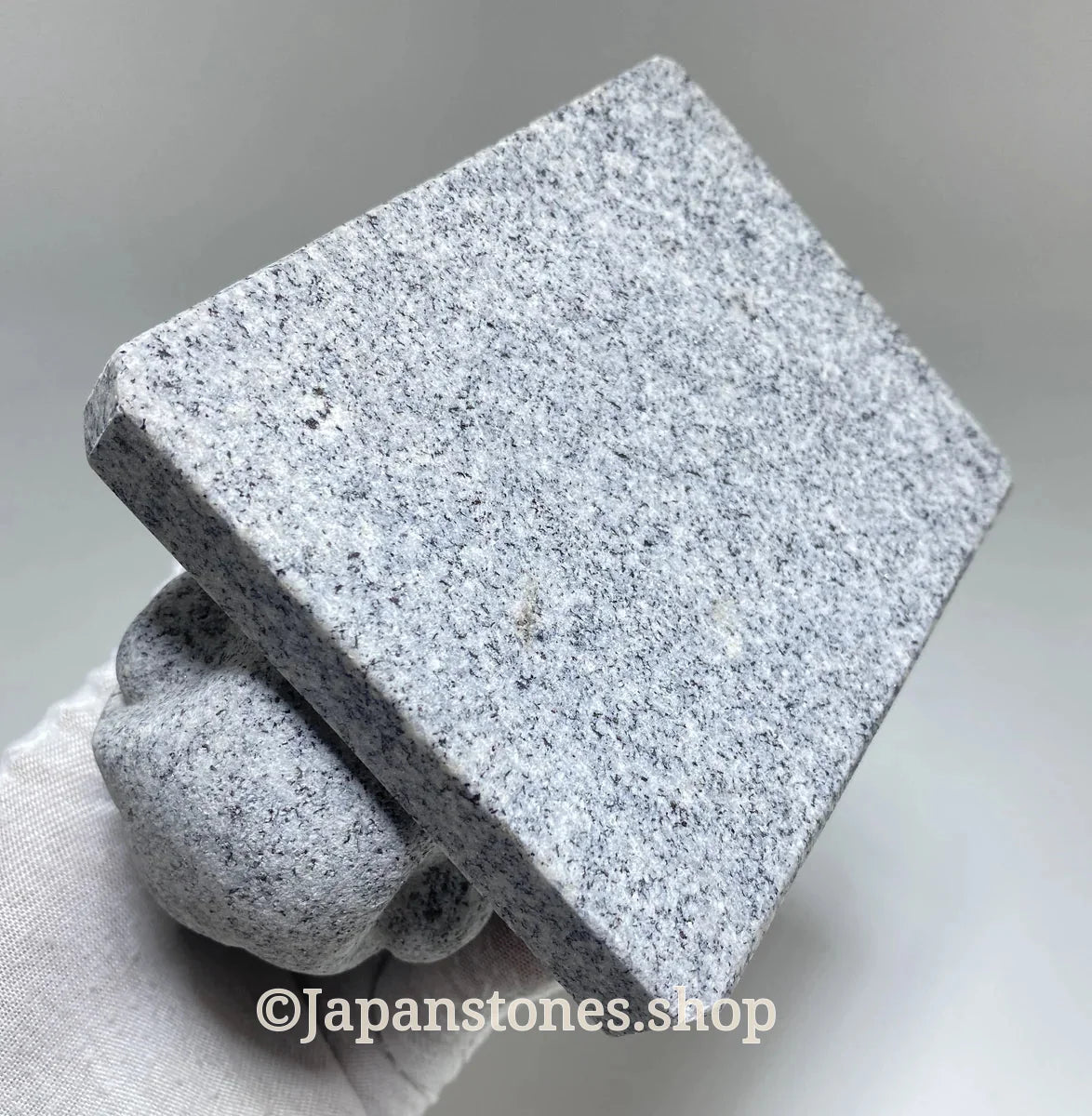 Komainu Right Guardian Lion Japanese Granite / Hanazawa Kome Stone — product photo 10 of 20