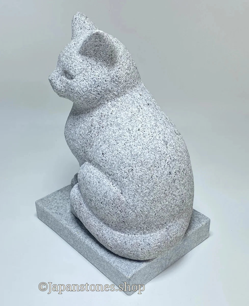Hand-Carved Japanese Granite Sitting Cat Statue | Hanazawa Kome Stone — product photo 18 of 23