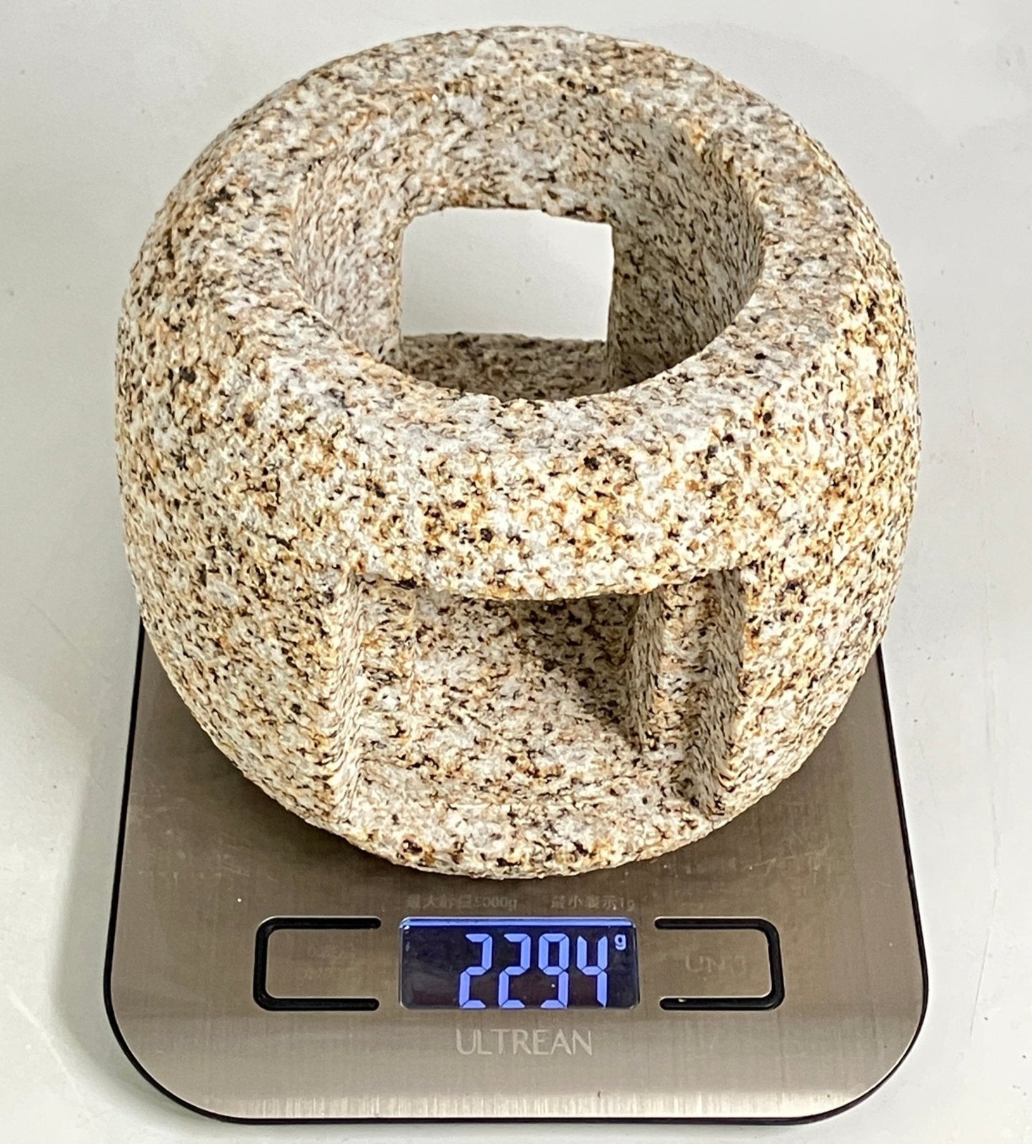 Misaki stone Lantern - japanstones.shop