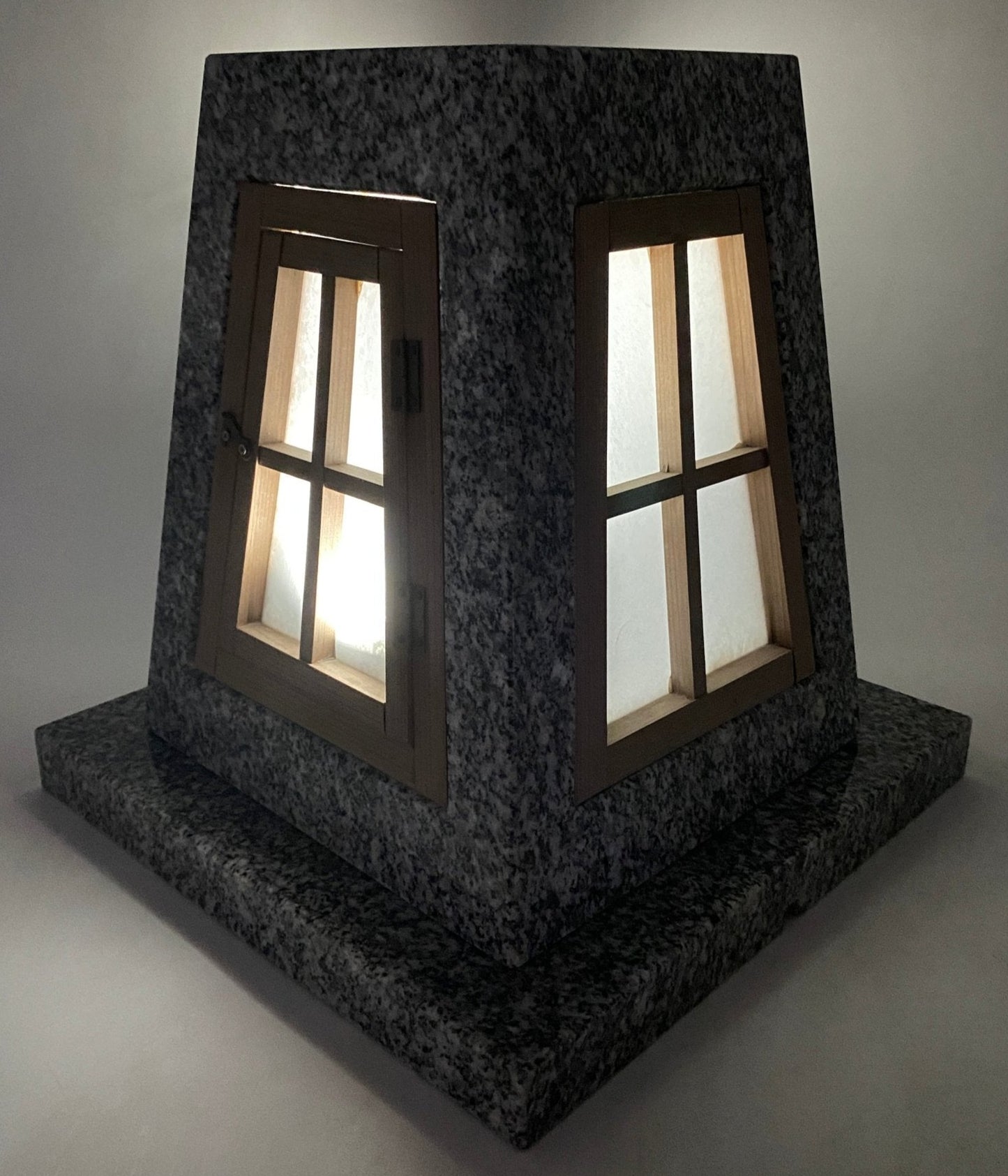 stone lantern - japanstones.shop