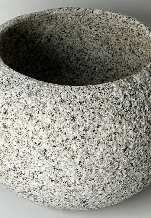 Small Granite Stone Water Bowl 6.6 in Chozubachi Japanese Garden Ornament Statue