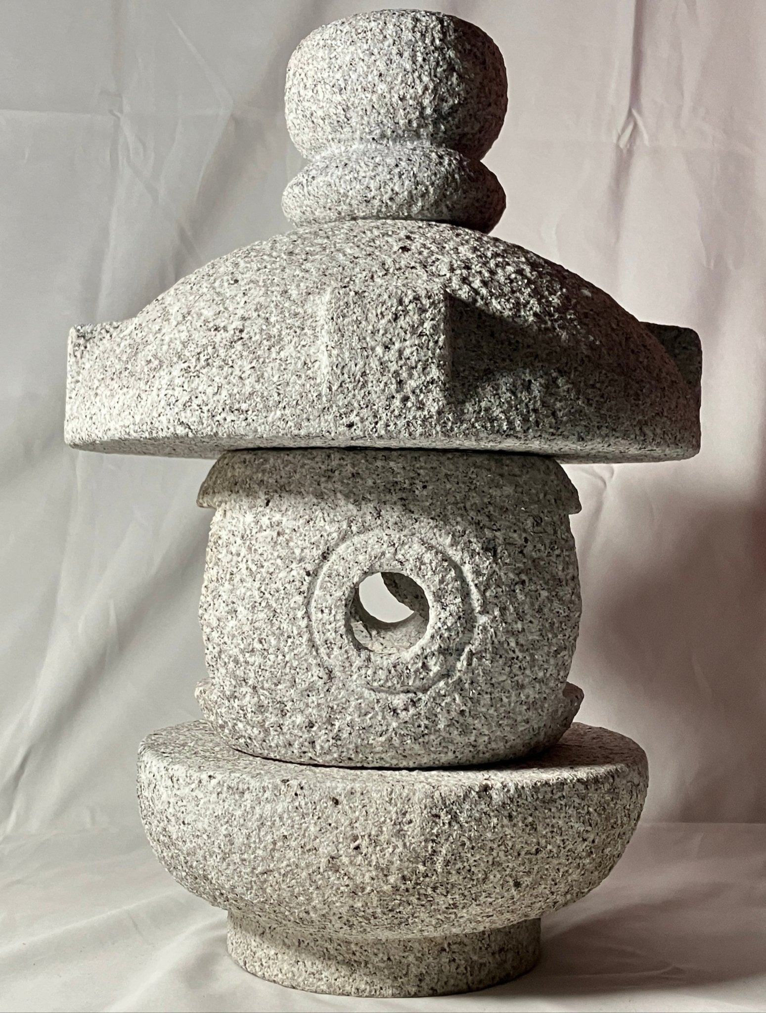 Misaki Stone Lantern - japanstones.shop