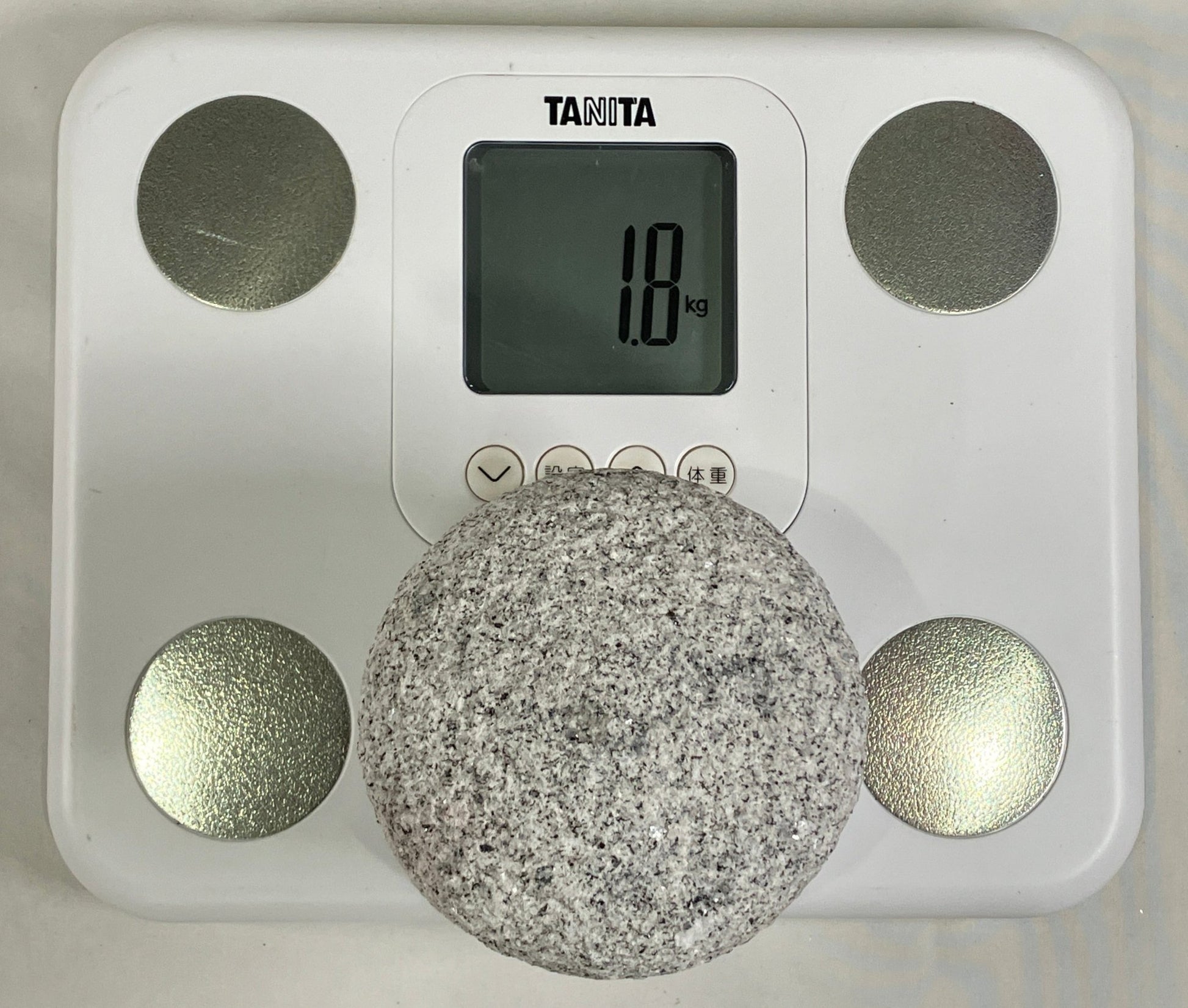 Misaki Stone Lantern - japanstones.shop