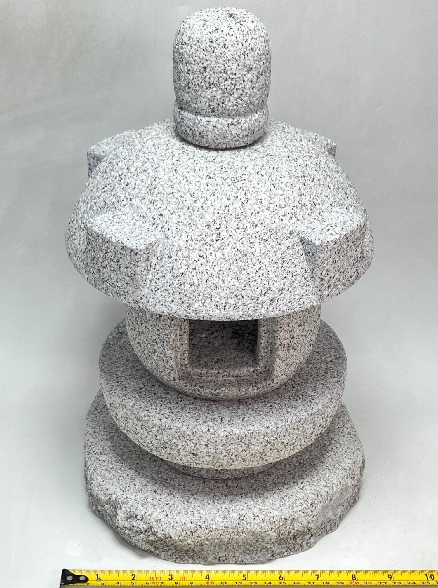 MIsaki stone Lantern - japanstones.shop