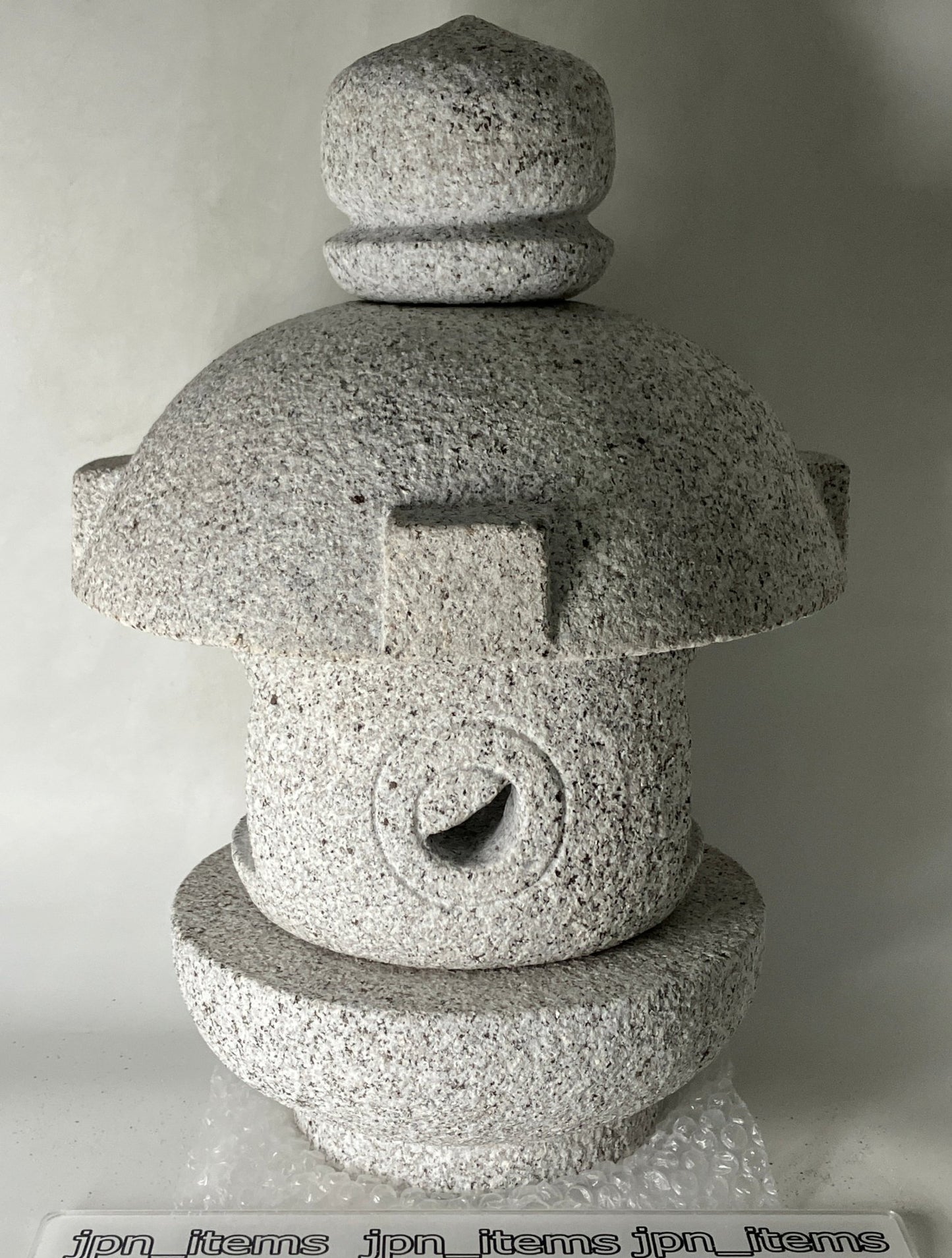 Misaki Stone Lantern - japanstones.shop
