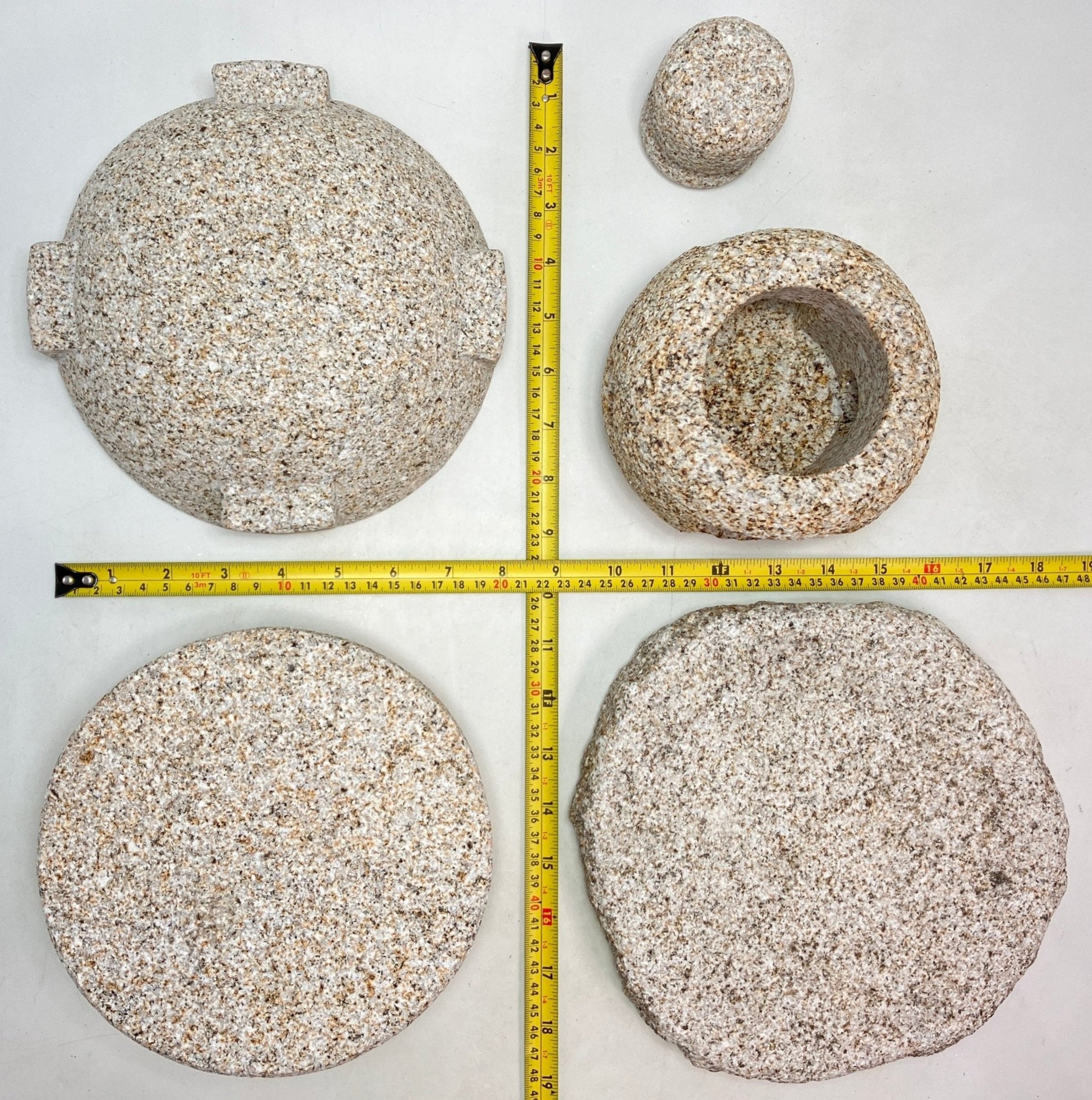 Misaki stone Lantern - japanstones.shop